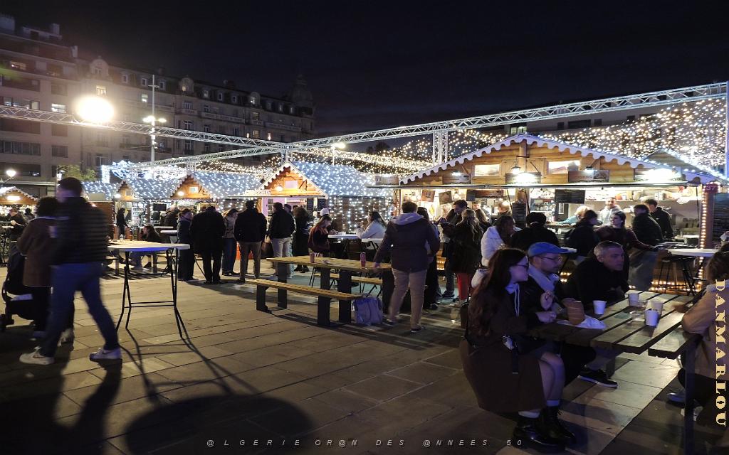 2025 11 28 TOULON EN SOIREE -  LE PORT ET ILLUMINATIONS VILLE (31).jpg